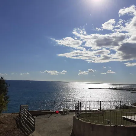 Nonna Miry Semesterbostad